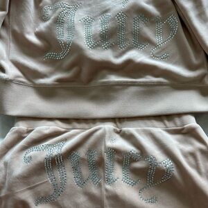 Juicy couture sweatsuit